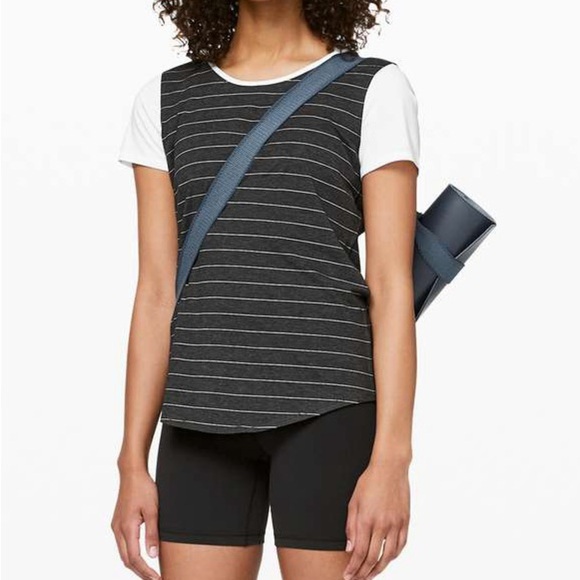 Lululemon Love Crew T-Shirt - Picture 2 of 12